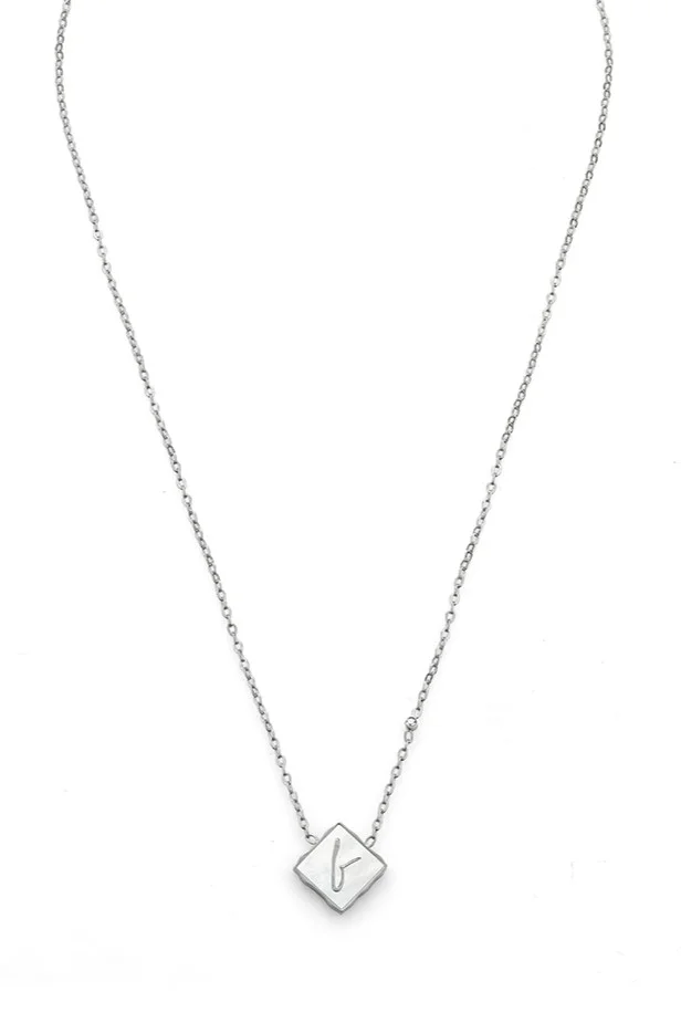 Колие F Frame