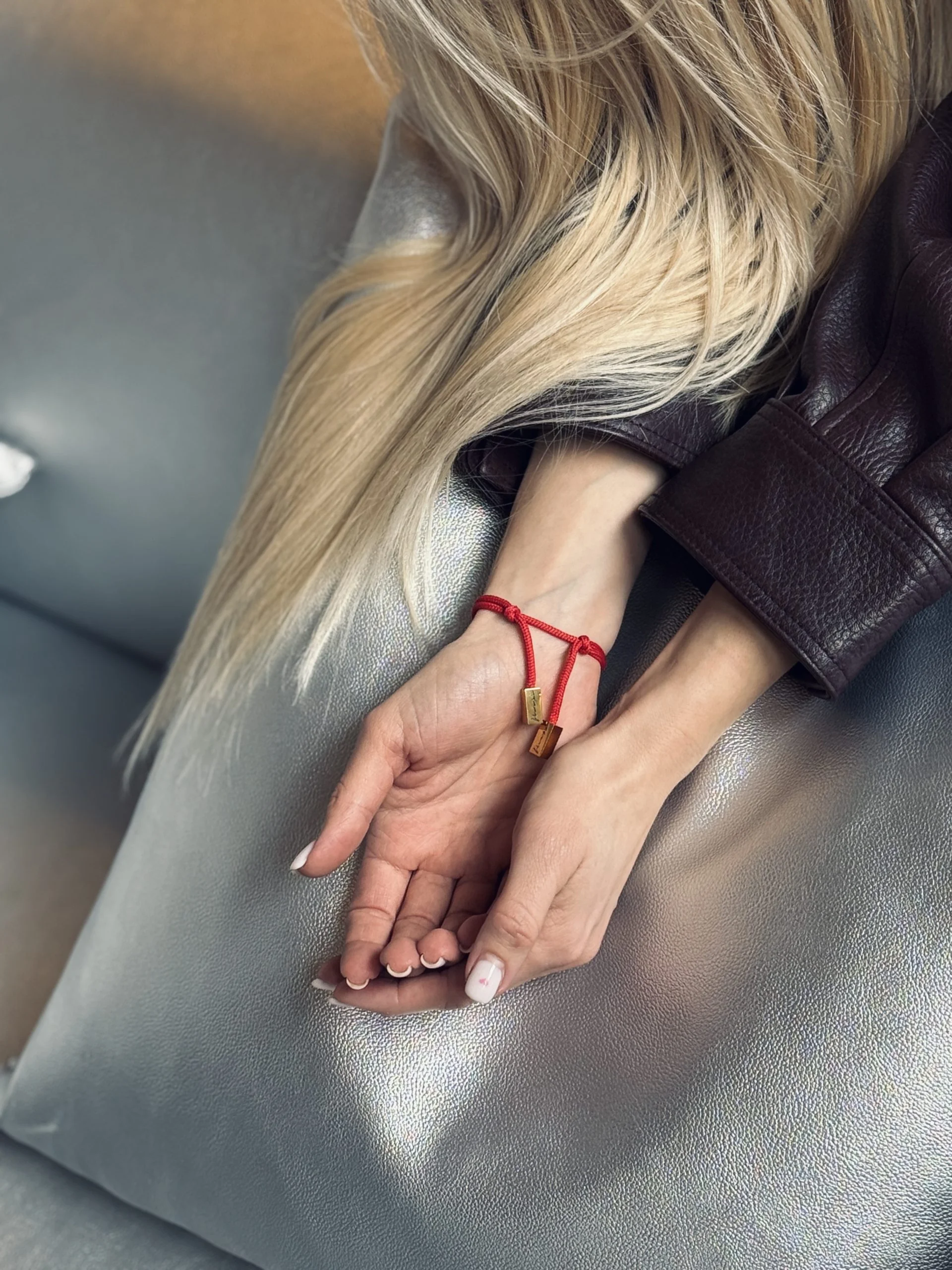 Гривна Red Flicka Rope