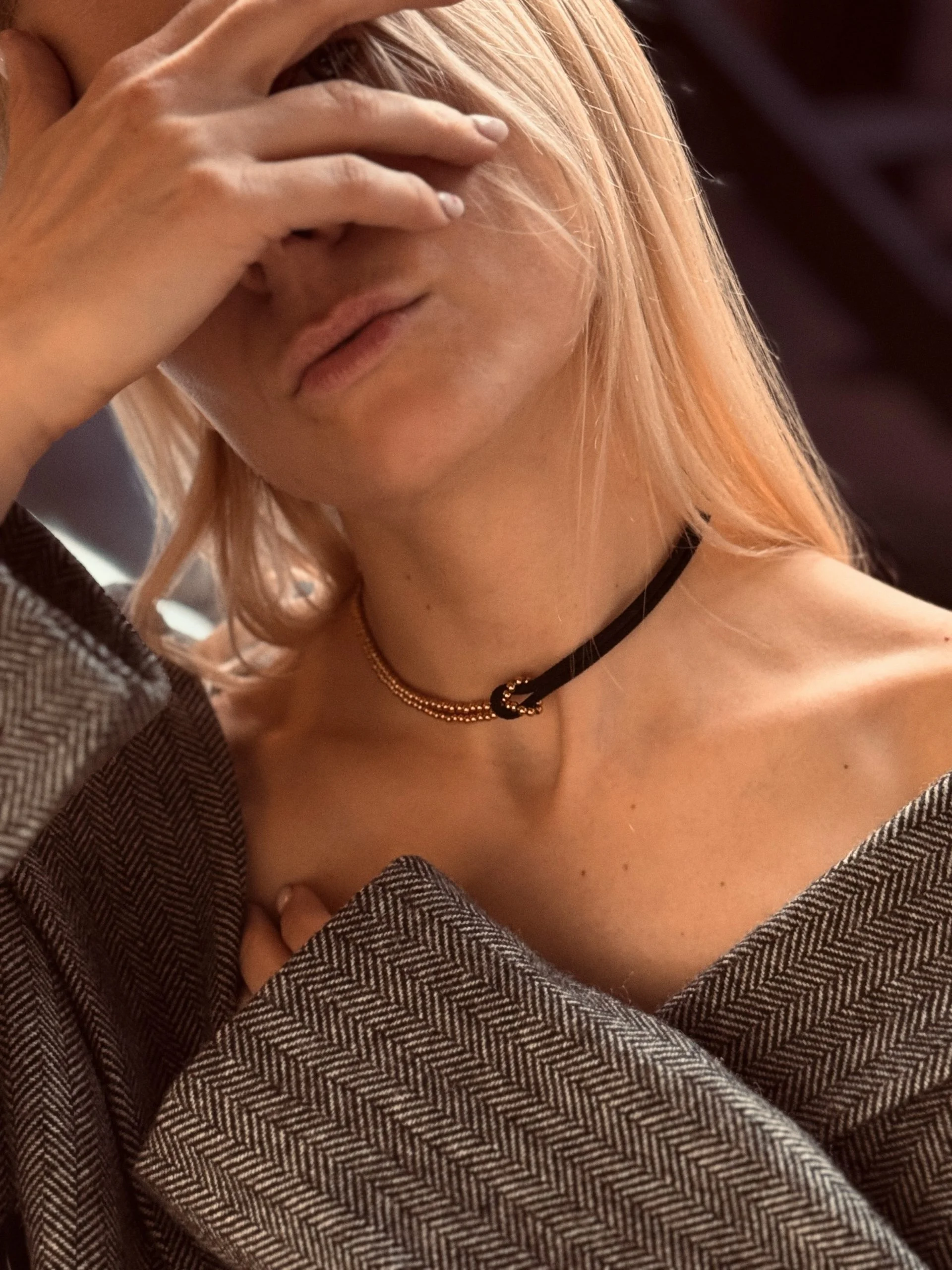 Колие Knot